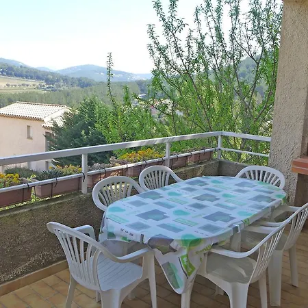 Дом отдыха Apartment La Pinede Ла-Мадраг