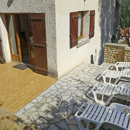Apartment La Pinede Ла-Мадраг