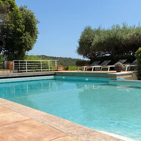Au Milieu Des Vignes Villa
